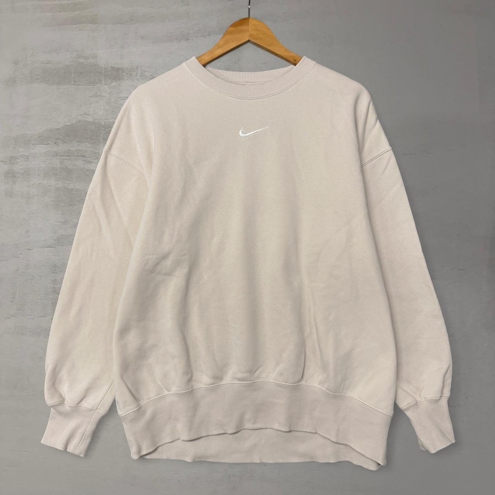 Nike Solo Swoosh Crewneck Sweatshirt Beige Oatmeal Fleece Men's Size Medium